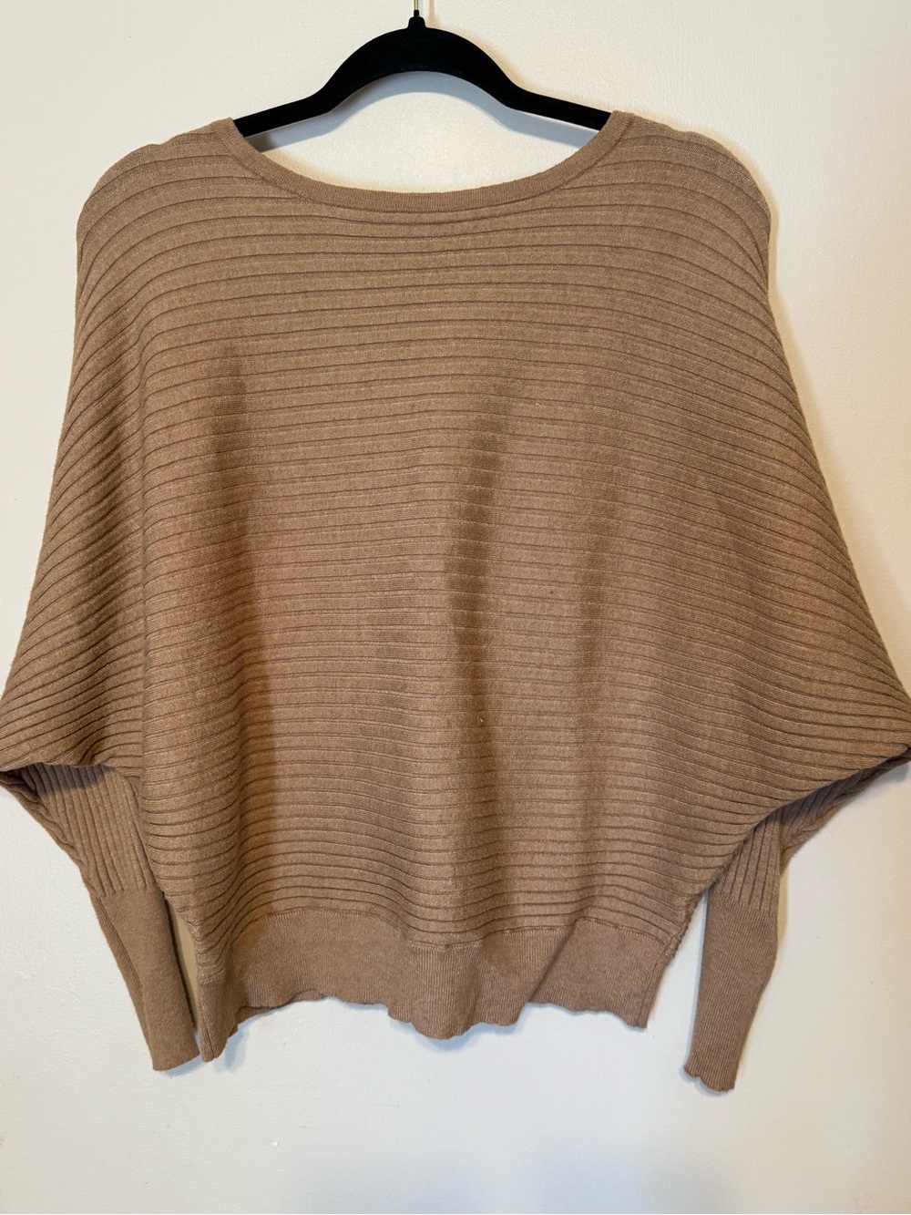 T Tahari Taupe Ribbed Batwing Sleeve Boatneck Oversized Sweater Earthy, Chic